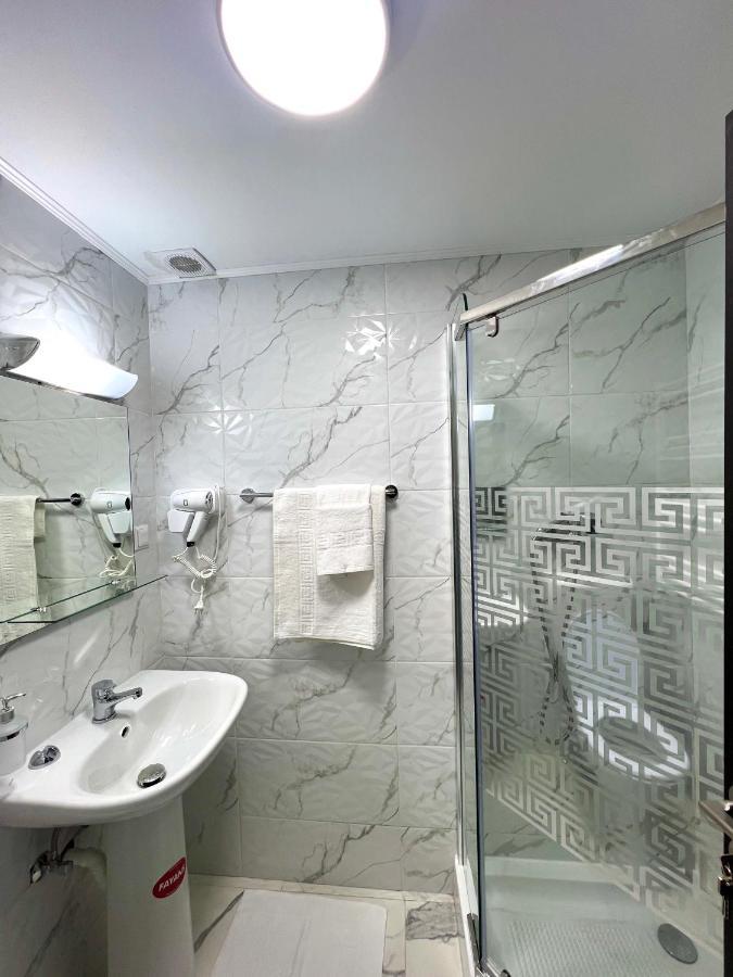 Hotel Marina 2 Bukurešť Exteriér fotografie