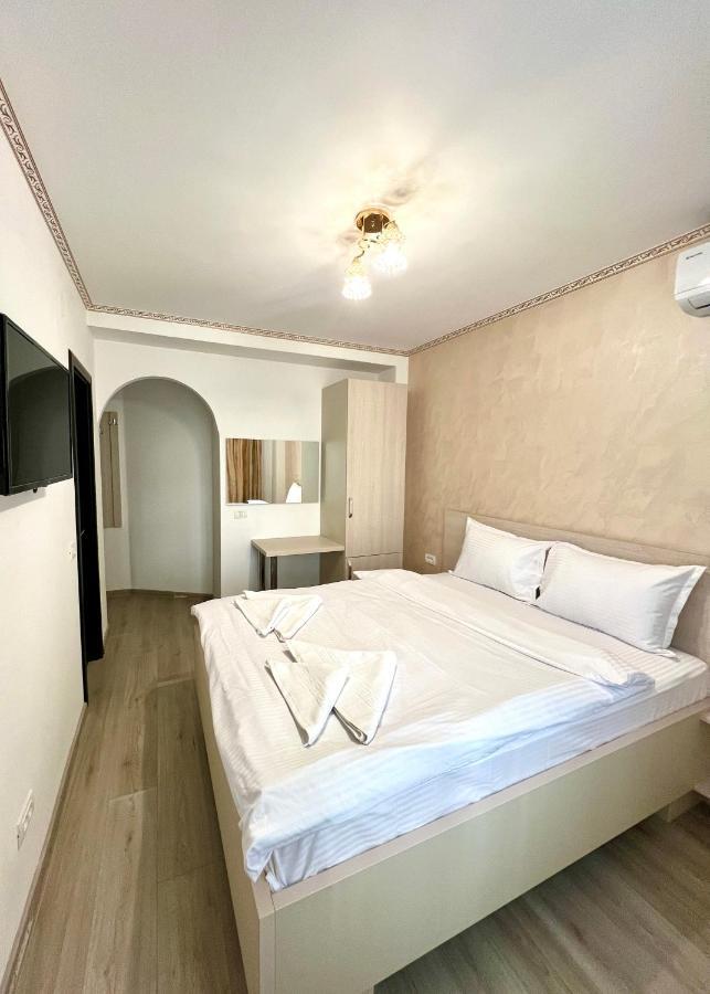 Hotel Marina 2 Bukurešť Exteriér fotografie
