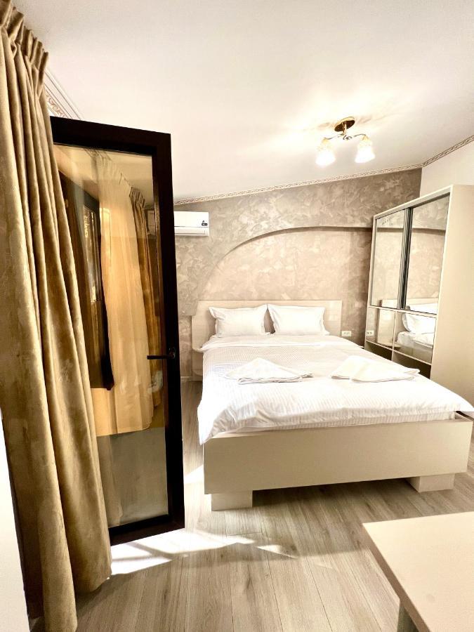 Hotel Marina 2 Bukurešť Exteriér fotografie