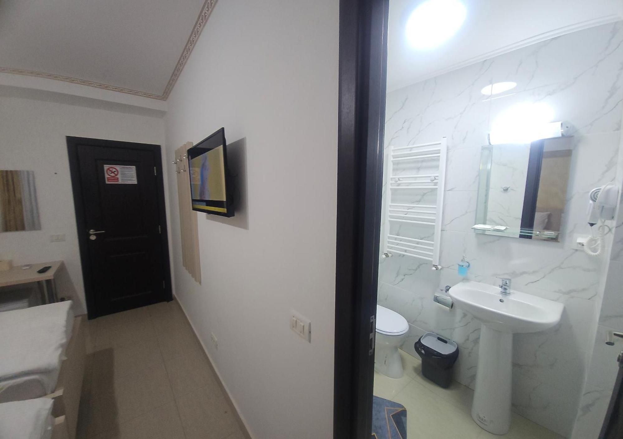 Hotel Marina 2 Bukurešť Exteriér fotografie